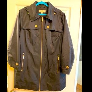 Micheal Kors, woman’s black trench coat, jacket 2X * missing belt